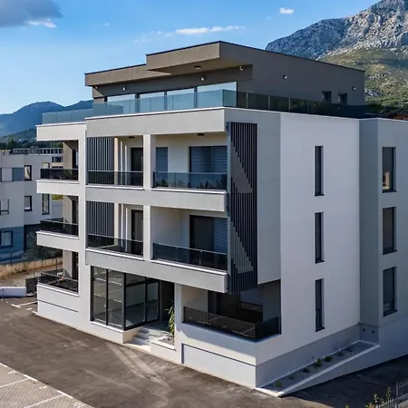 Luxury Olive Каштела